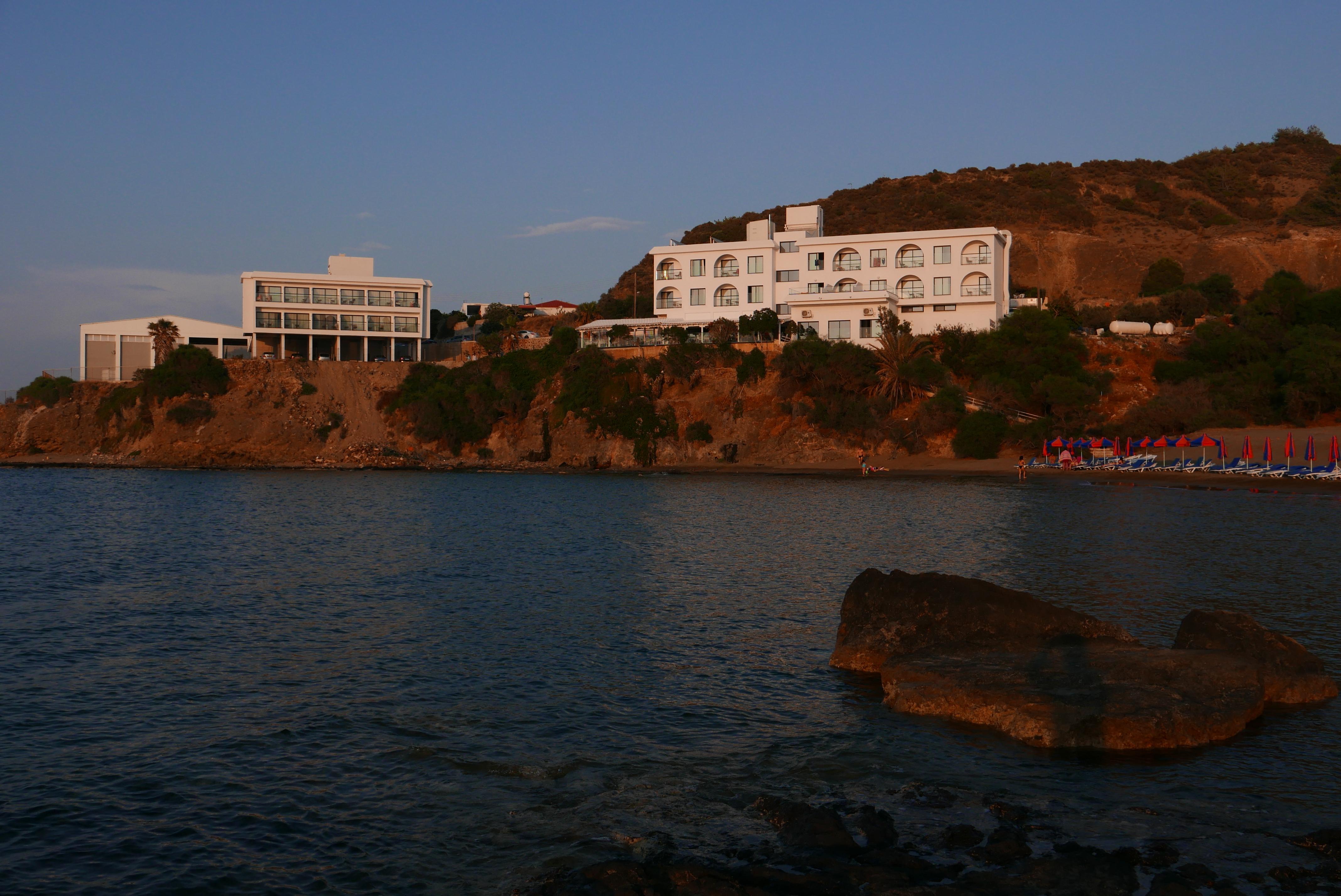 E.J. Pyrgos Bay Hotel Zewnętrze zdjęcie