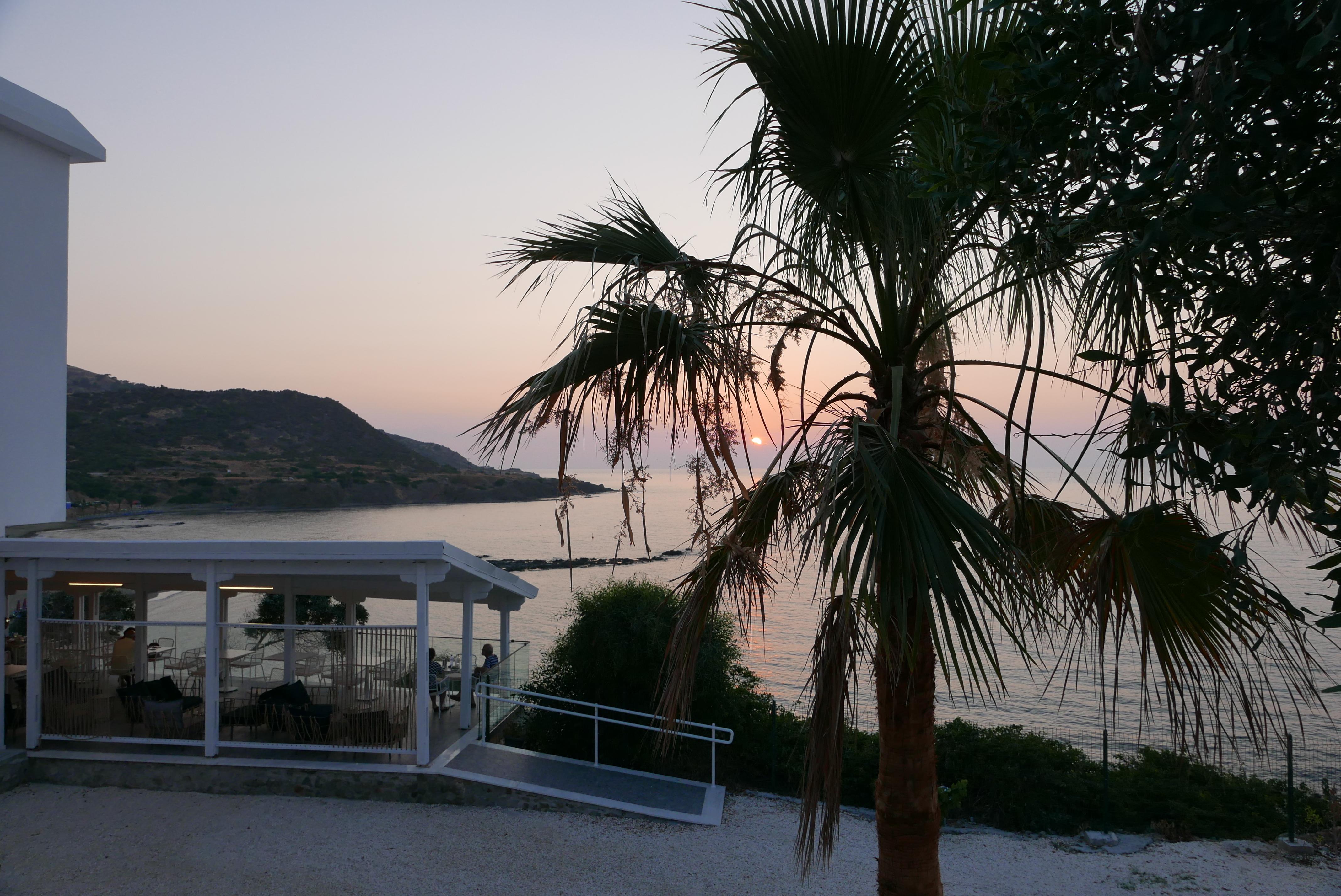 E.J. Pyrgos Bay Hotel Zewnętrze zdjęcie